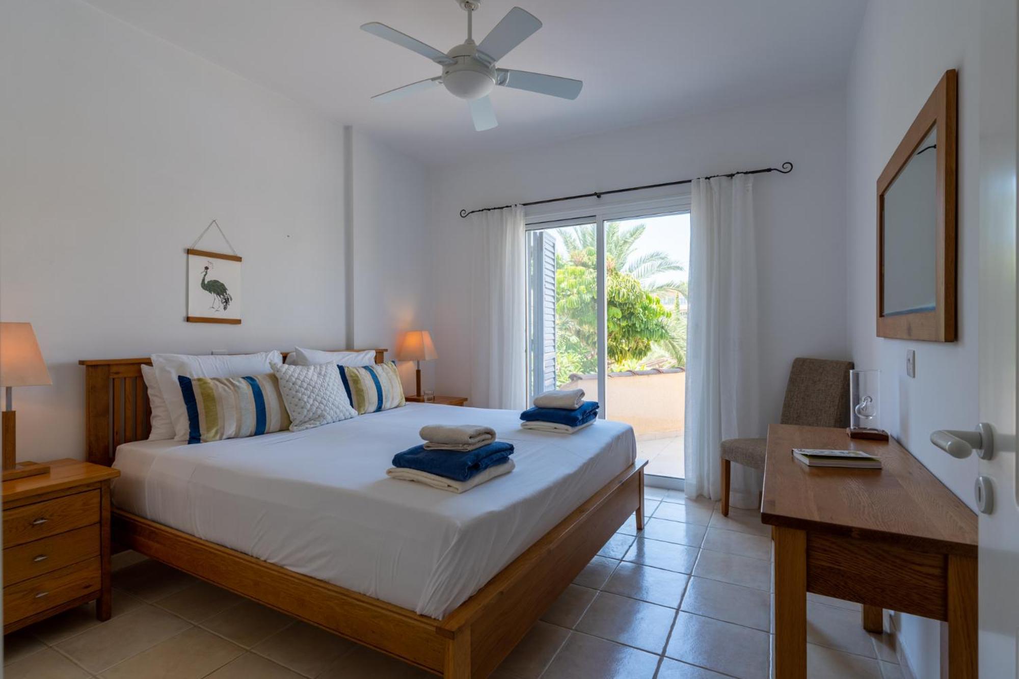 Tropical Paradise In Harbour Paphos, Central & Close To Beach Zewnętrze zdjęcie